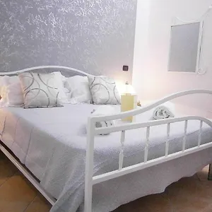 La Rosa Bed & Breakfast